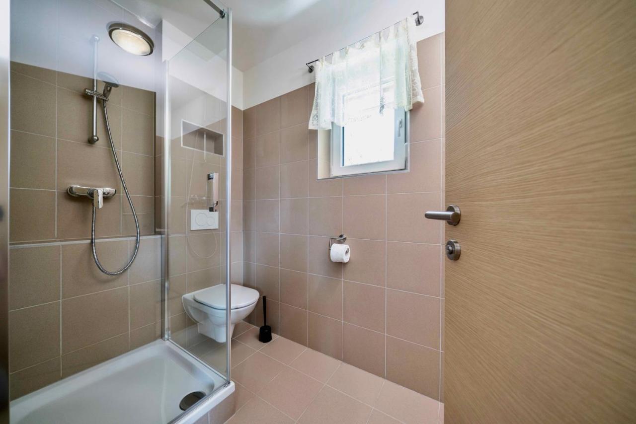 1Schoenes Ferienhaus Im Sonnigen Kaernten Döbriach Zewnętrze zdjęcie
